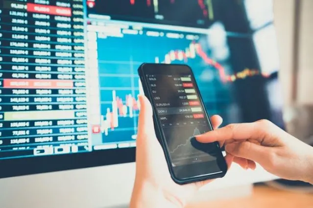 Strategi Menyicil Saham Saat Pasar Terkoreksi