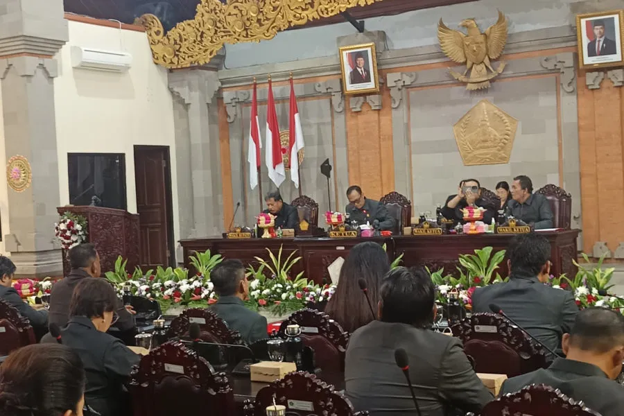 DPRD Tabanan Beri Rekomendasi LKPJ 2025: Pendapatan, SPBE, Tata Ruang, Sampah, hingga Perbaikan SD Rusak