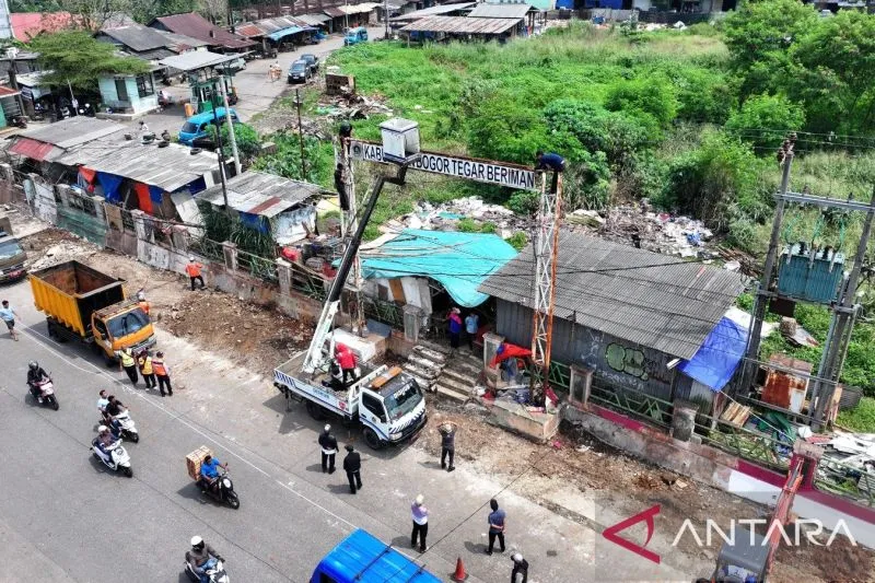 Pemkab Bogor Mulai Penataan Kawasan Parung, PKL di Pasar Parung Ditertibkan