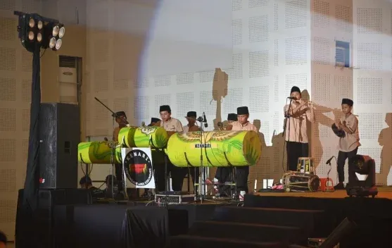 Musik Patrol Kenari Warnai Perayaan Milad ke-3 MU Travel di Jember