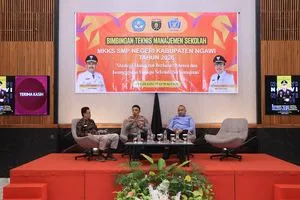 Kapolres Ngawi Ingatkan Kepala SMP Negeri soal Transparansi Pengelolaan Dana BOSP