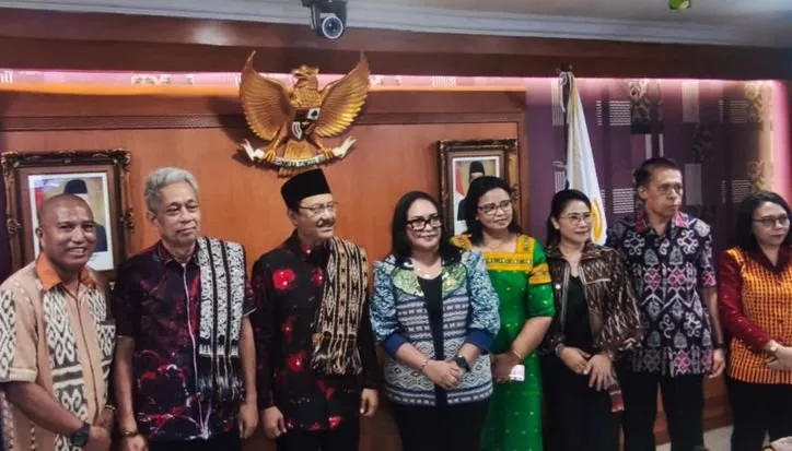 Komisi V DPRD NTT Audiensi dengan Mensos, Bahas Kemiskinan hingga Perlindungan Pekerja Migran