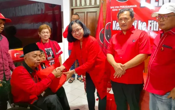Esti Wijayati Salurkan Bantuan Sembako di Yogyakarta, Ingatkan Warga Bijak Kelola Keuangan Jelang Idulfitri