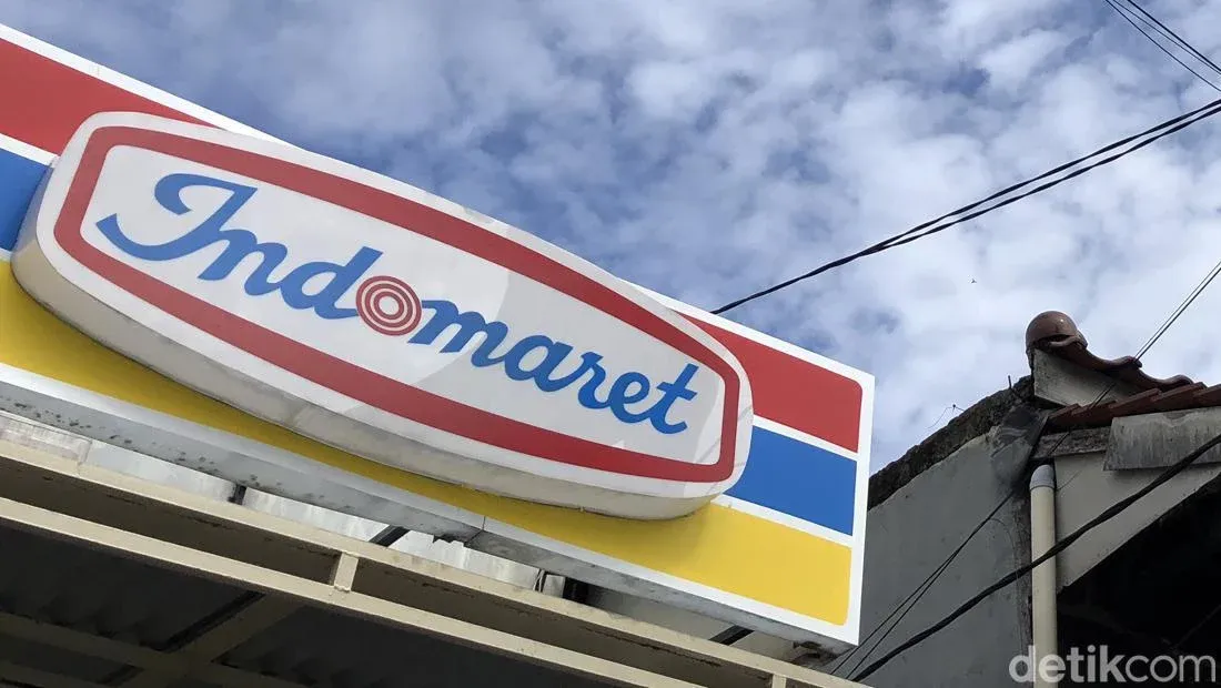 Indomaret Hentikan Sementara Operasional Tujuh Gerai di Lombok Tengah Terkait Peninjauan Tata Ruang