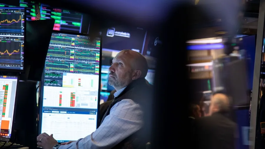 Bursa Saham Asia Melemah, Investor Menanti Tenggat Waktu Trump ke Iran