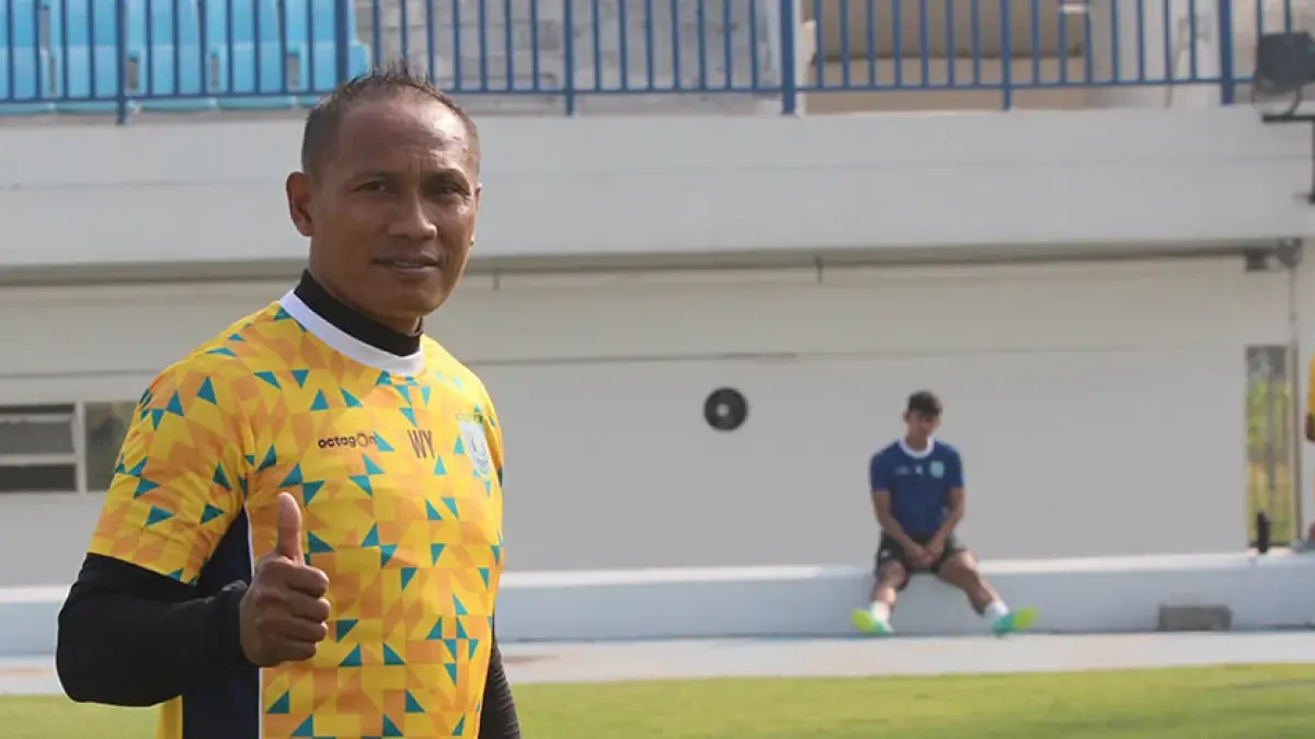 Wahyudi Jalani Peran Ganda: Latih Kiper Persela dan Rintis Usaha Kuliner di Kediri