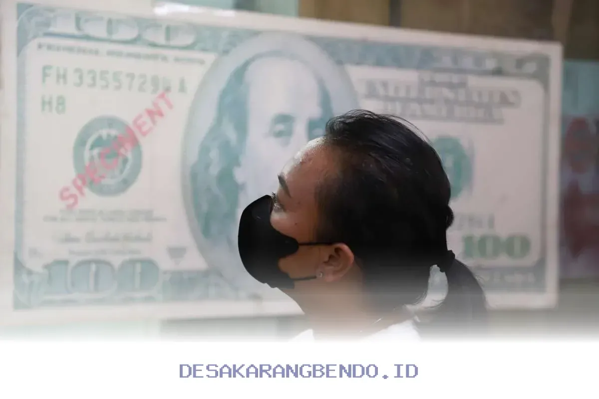 Rupiah Tembus Rp17.000 per Dolar AS pada 2026, Aktivitas Penukaran Valas Meningkat