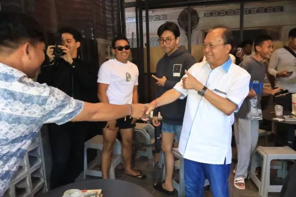 Koster Peringati Tumpek Krulut dengan Berbagi Kopi Gratis di 15 UMKM, Siapkan Edaran Dukung Produk Lokal