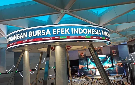 IHSG Menguat di Sesi Pertama, Pasar Menanti Keputusan BI Rate