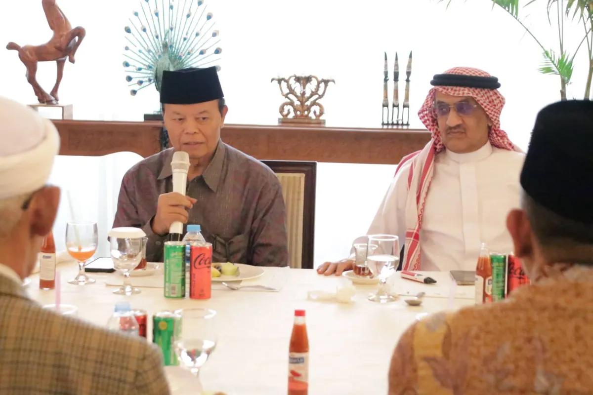 Hidayat Nur Wahid Dorong Diplomasi Haji untuk Penghentian Perang dan Perdamaian Menjelang Haji 2026