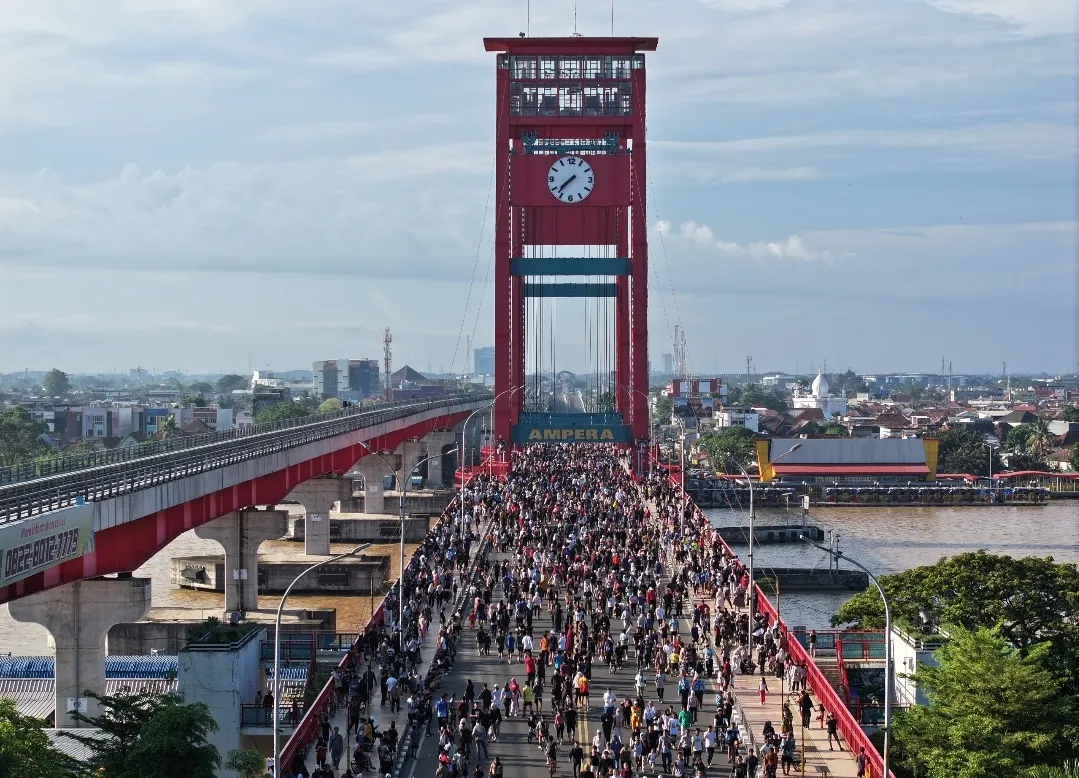 Uji Coba Ketiga CFD di Jembatan Ampera Dipadati Ribuan Warga, Pemkot Palembang Siap Jadikan Agenda Mingguan