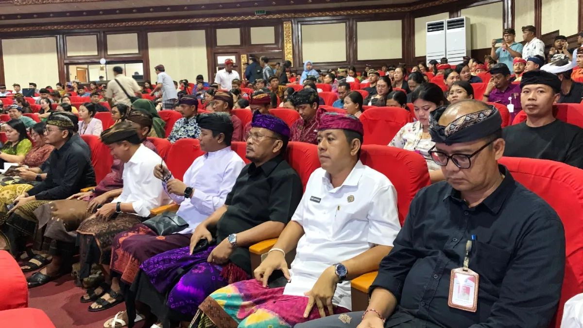 Pemkab Buleleng Ikuti Bimtek Aplikasi Perlinsos di Denpasar untuk Percepat Digitalisasi Bansos