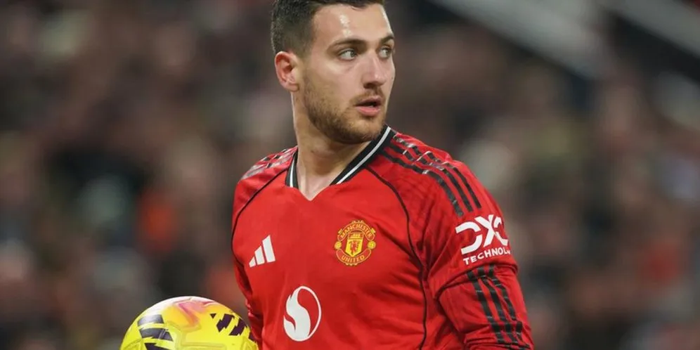 Pilihan Musik Diogo Dalot di Ruang Ganti Manchester United Tuai Pro dan Kontra