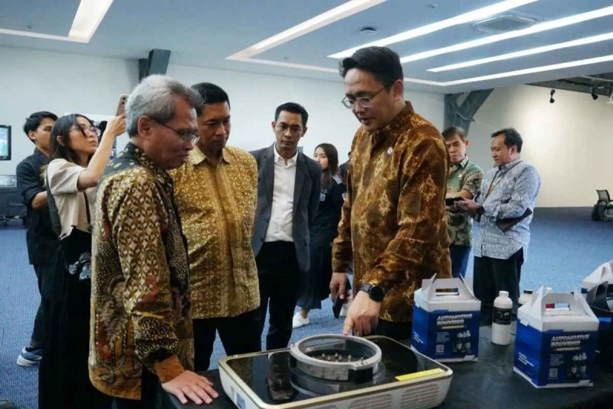 Kemendiktisaintek Minta ITS Percepat Hilirisasi Inovasi untuk Energi dan Transportasi