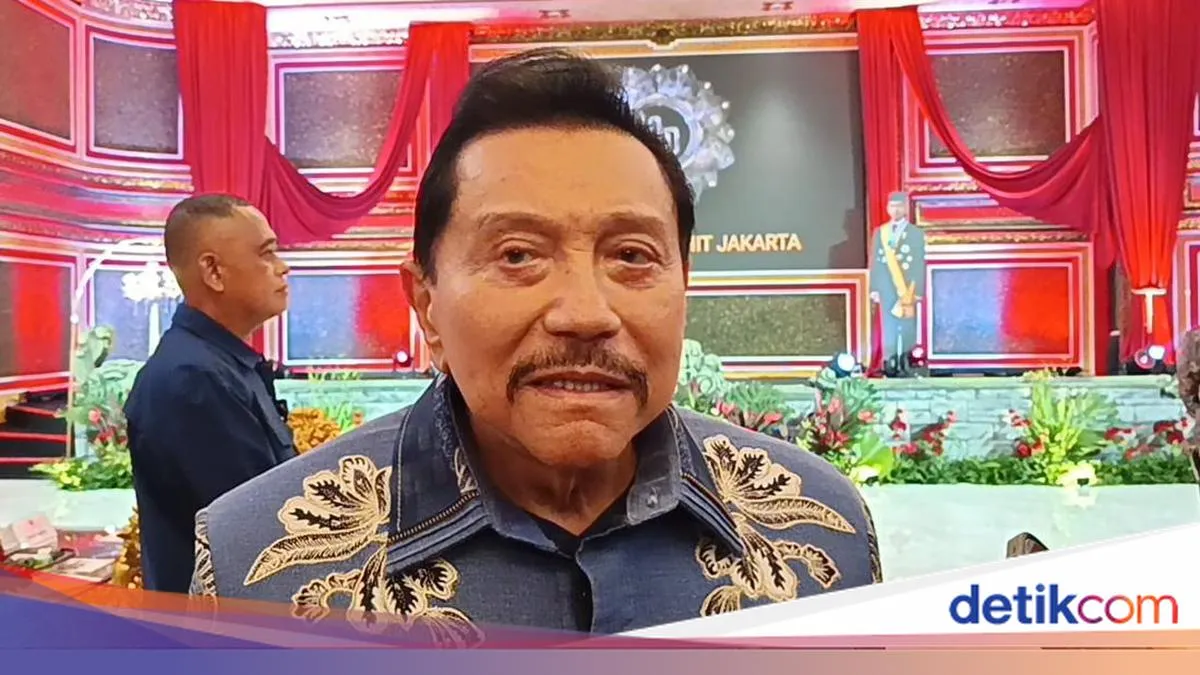 Menata Ulang Reformasi dan Pertanyaan Hendropriyono: Siapa yang Mampu Melakukannya?