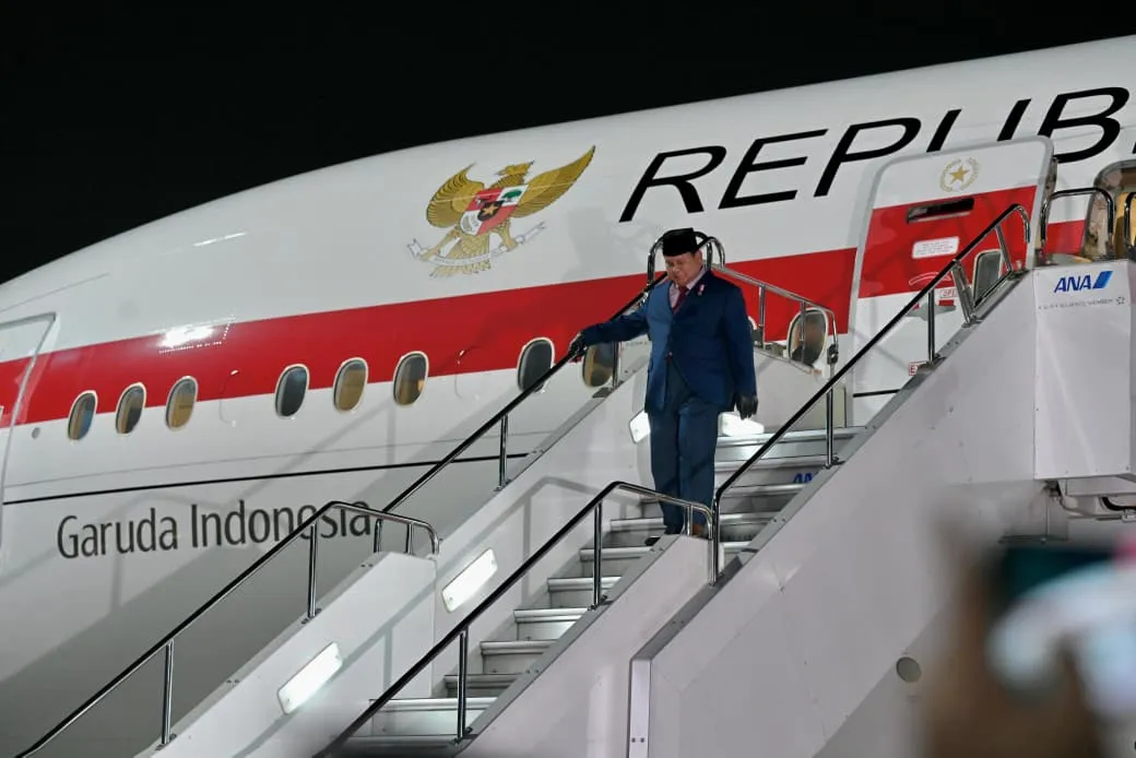 Presiden Prabowo Tiba di Tokyo untuk Kunjungan Resmi Perdana ke Jepang