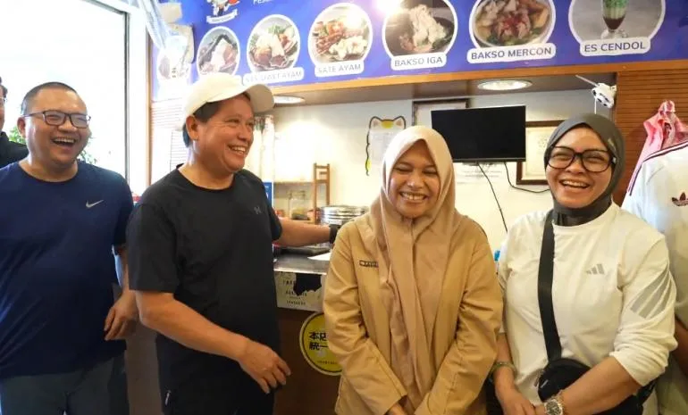 Sri Purwati Kembangkan Empat Kedai Kuliner Halal Indonesia di Taipei, Dikunjungi Dirut BRI