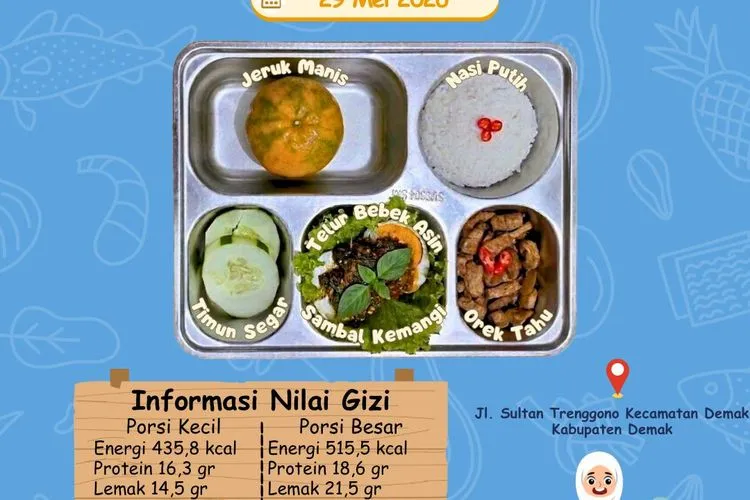 Menu Telur Asin Utuh dengan Kulitnya di Demak