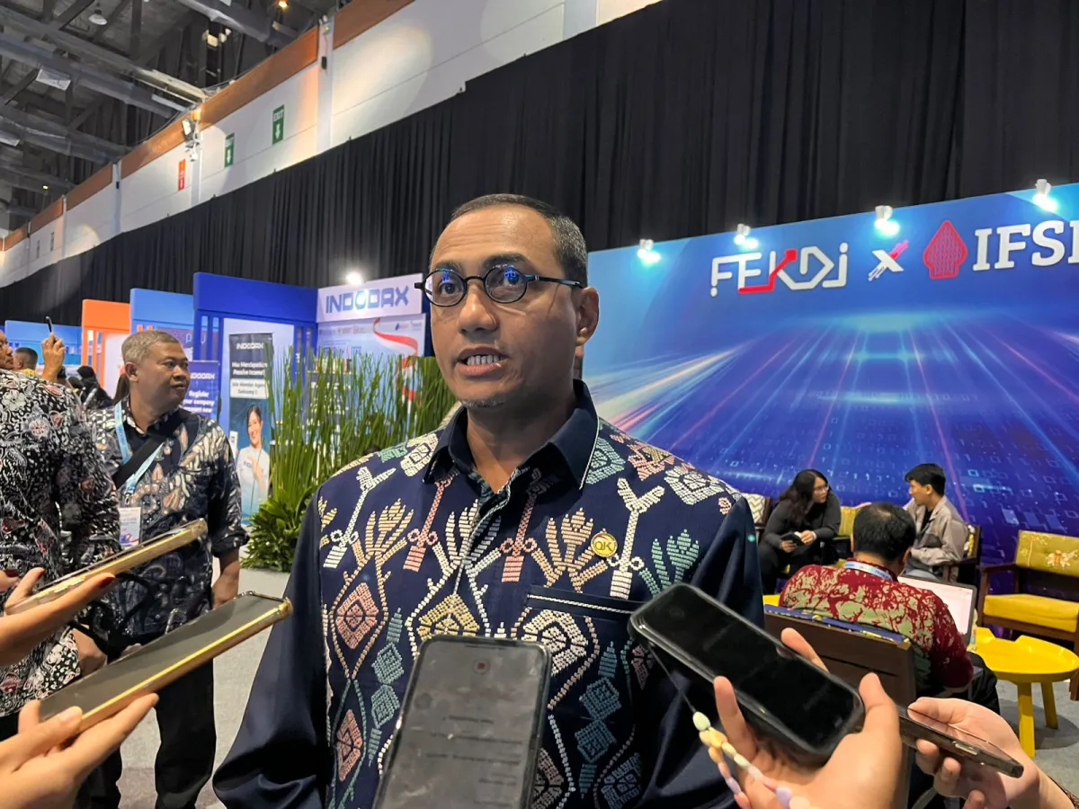 Hasan Fawzi Resmi Dilantik sebagai Kepala Eksekutif Pengawas Pasar Modal OJK