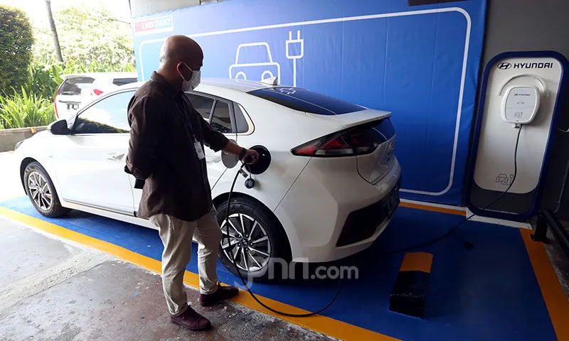 Warga di Sejumlah Negara Menyiasati Krisis Energi Global 2026 dengan Beragam Cara