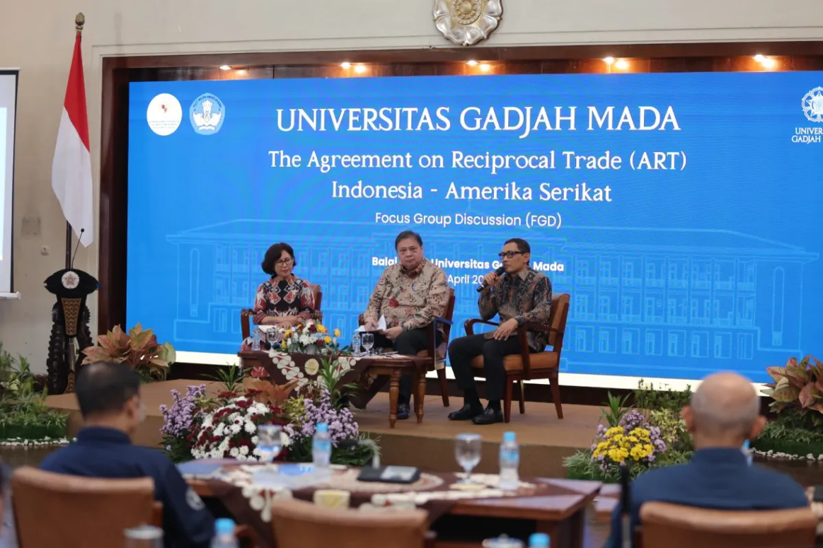 Airlangga di UGM Paparkan Perjanjian Dagang Resiprokal RI–AS dan Catatan Akademisi