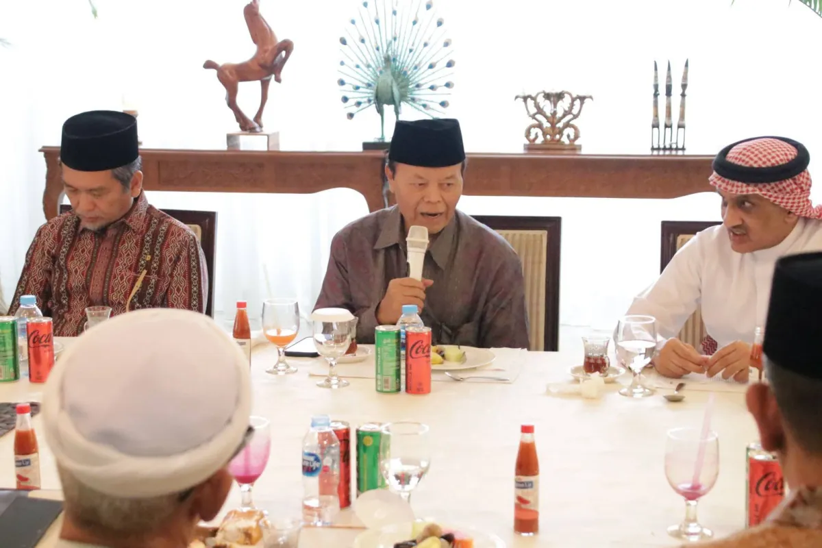 Hidayat Nur Wahid Usulkan Penguatan Diplomasi Haji untuk Dorong Perdamaian di Timur Tengah