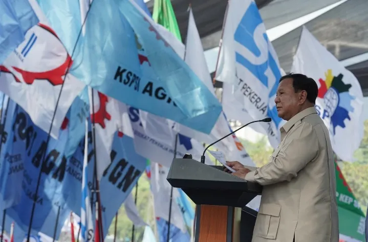 Prabowo Batasi Potongan Aplikasi Ojol Maksimal 8% Lewat Perpres, Minta Pembagian Pendapatan Lebih Besar untuk Pengemudi