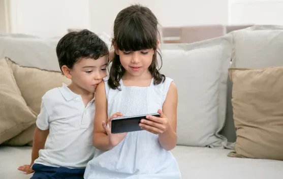 KPAI Banten: Perilaku Orang Tua di Rumah Ikut Pengaruhi Anak Kecanduan Gadget