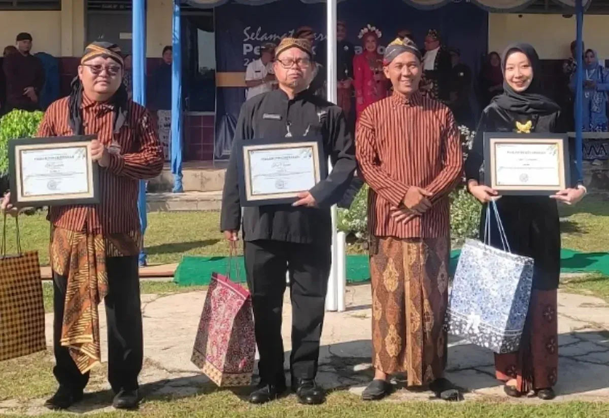 Aplikasi Kearsipan Digital SMART dari SMPN 1 Belik Bawa Pemalang Raih Juara II Video Pendidikan Jateng