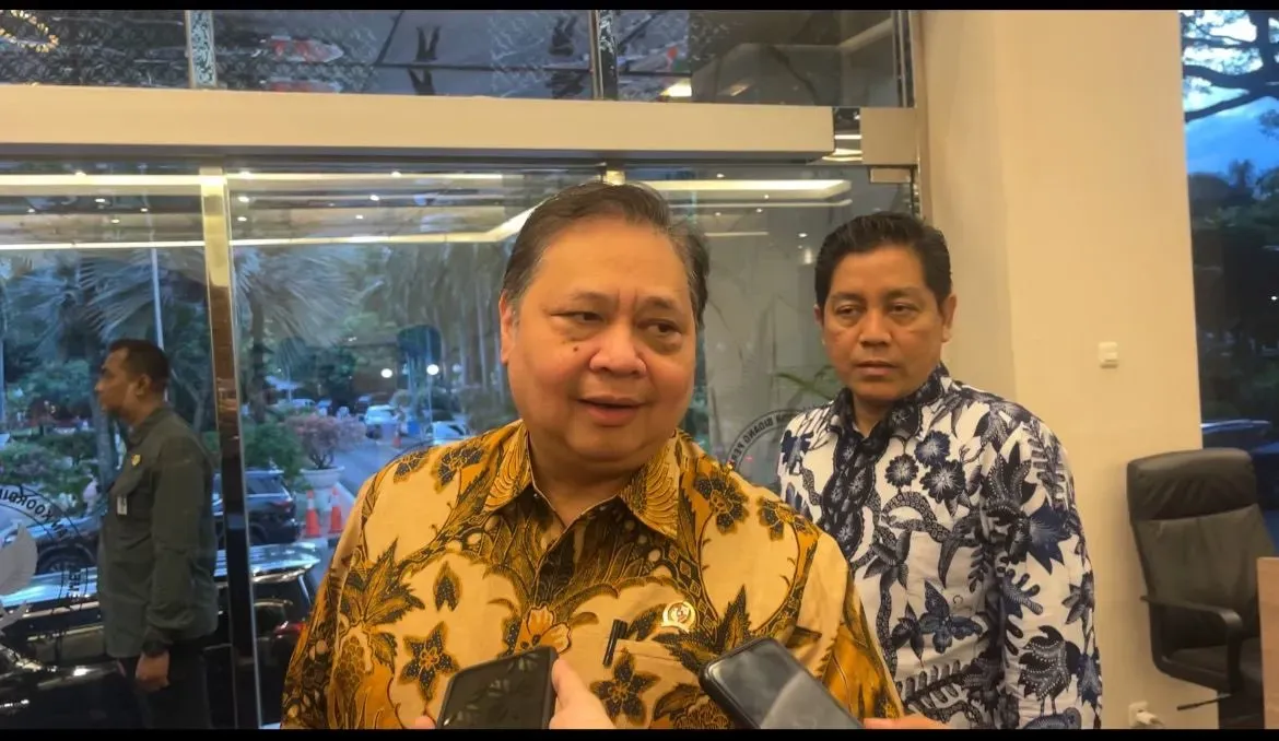 Airlangga Tanggapi Pemangkasan Proyeksi Bank Dunia, Purbaya Nilai Perhitungan Keliru