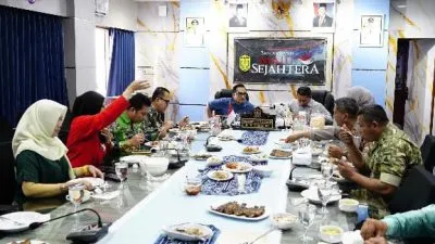 Pemko Banjarmasin Sambut Ketua Komisi II DPR RI dengan Jamuan Kuliner Khas Banjar