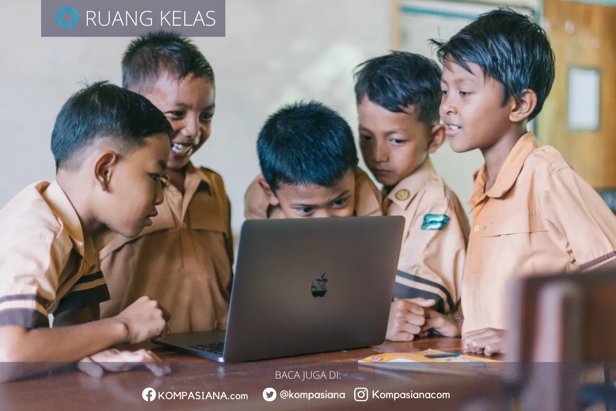 Kajian Unsur Intrinsik Teater Koma “Wabah” yang Dipentaskan di Sanggar Seri Panakawan
