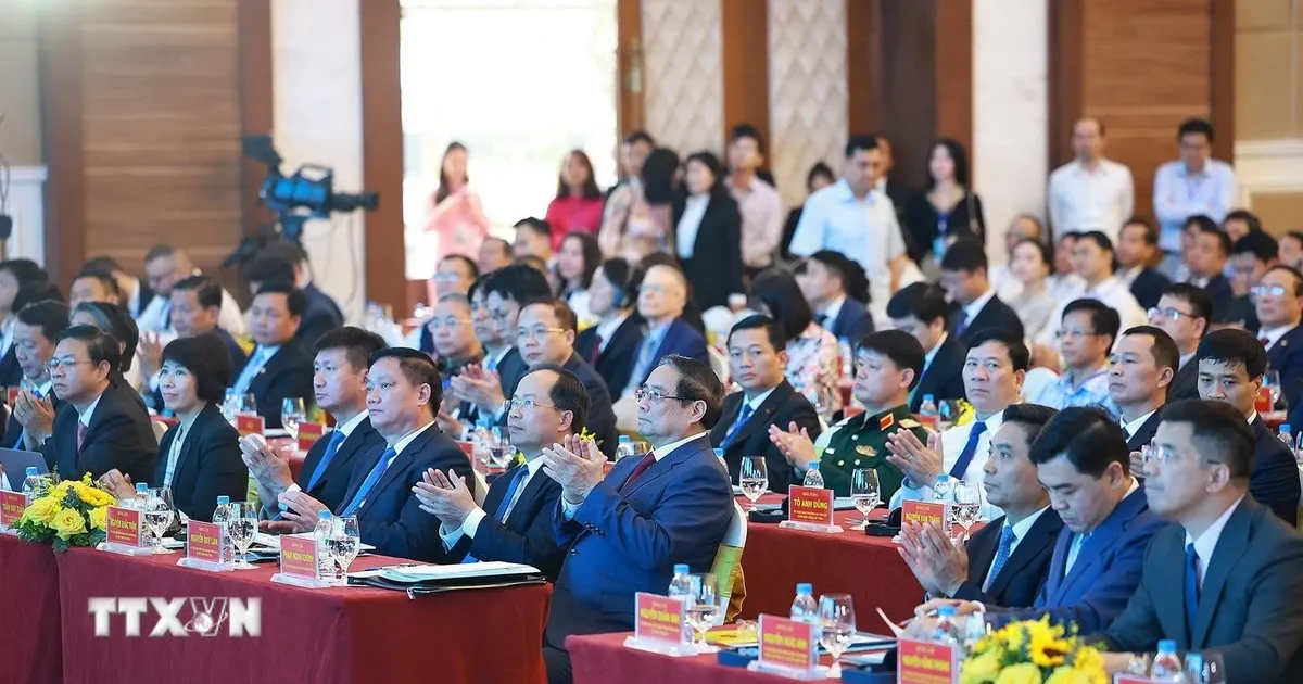 PM Vietnam: Dunia Usaha Diajak Berkolaborasi dengan Thanh Hoa untuk Memaksimalkan Keunggulan dan Berbagi Risiko