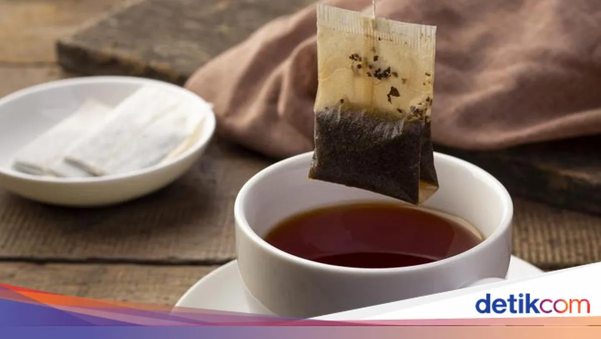 Cara Menyeduh Teh Celup: Perlu Direndam Lama atau Diperas?