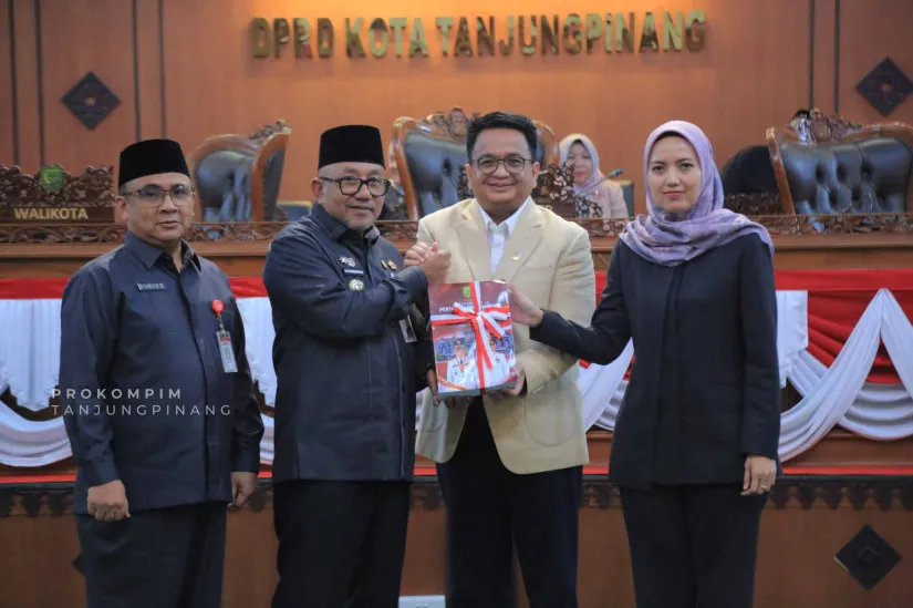 Wali Kota Tanjungpinang Sampaikan Pengantar LKPJ, Tekankan Sinergi dan Keberlanjutan Pembangunan