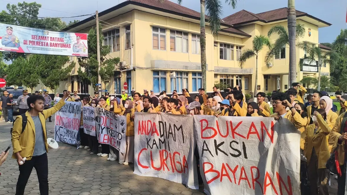 Aliansi Mahasiswa Unsoed Demo di Polresta Banyumas, Minta Transparansi Penanganan Dugaan Kekerasan Seksual dan Penganiayaan