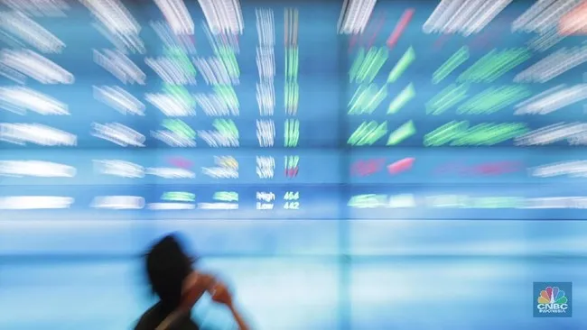 Transaksi IHSG Tembus Rp24 Triliun Jelang Libur Lebaran, Kinerja Tetap Tertekan