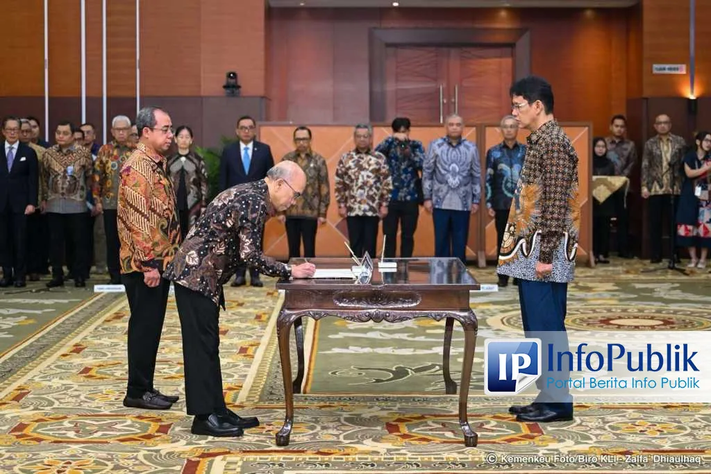 Menkeu Purbaya Lantik Robert Leonard Marbun sebagai Sekjen Kemenkeu