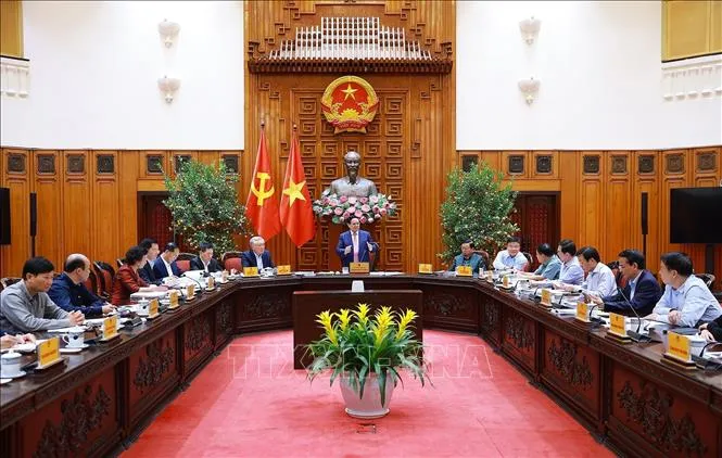 PM Vietnam Pham Minh Chinh Tekankan Pengelolaan Harga BBM yang Selaras bagi Negara, Rakyat, dan Dunia Usaha