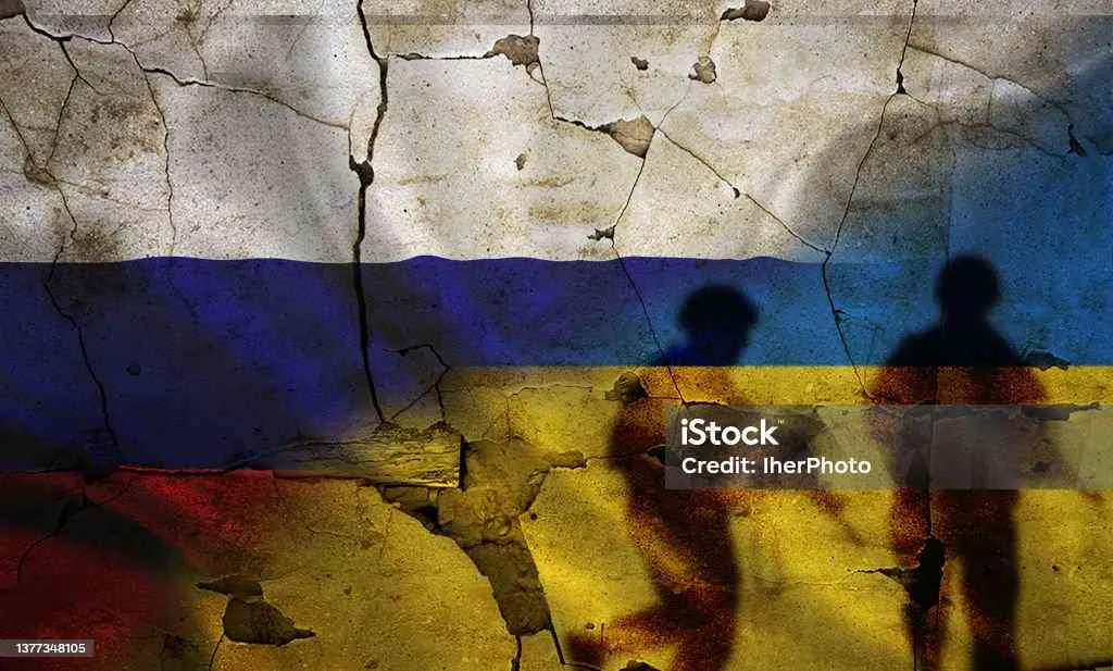 Perang Rusia-Ukraina: Akar Konflik, Dinamika Geopolitik, dan Dampak Global