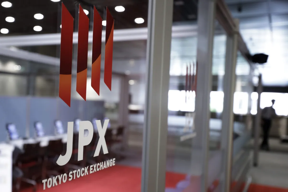 Bursa Asia Bergerak Campuran, Investor Pantau Koreksi Wall Street dan Kenaikan Harga Minyak
