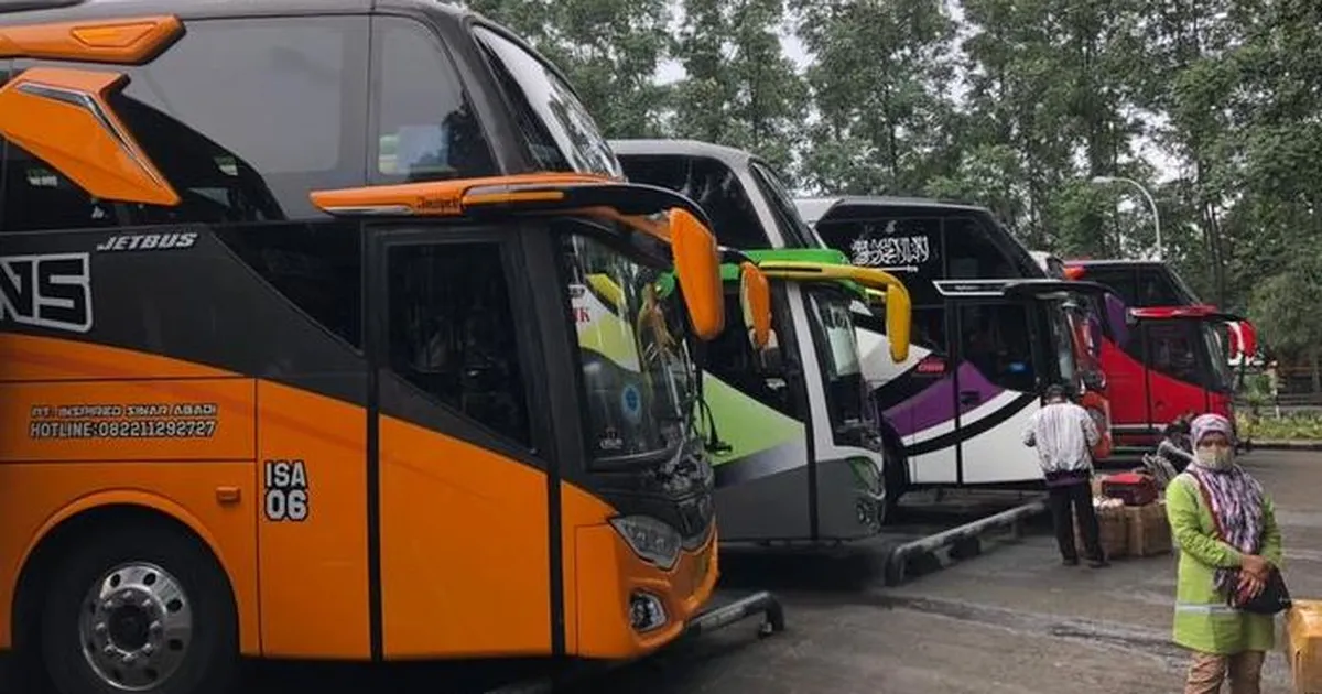Cara Sopir Bus AKAP Mengusir Kantuk saat Menyetir Berjam-jam