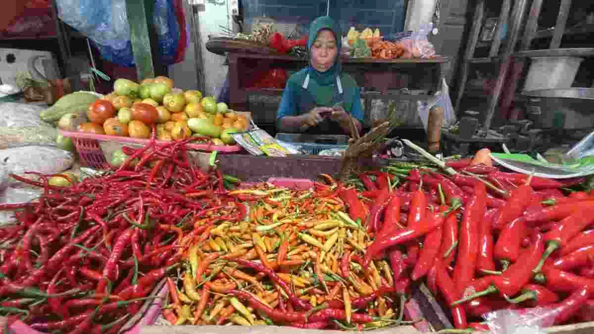 Harga Bumbu Dapur di Tuban Berfluktuasi Usai HUT RI, Bawang Putih Naik Paling Tajam