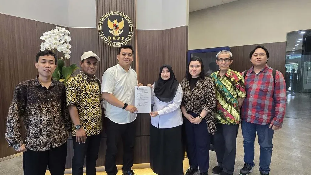 Koalisi Masyarakat Sipil Laporkan Dugaan Pelanggaran Etik Penggunaan Helikopter oleh Penyelenggara Pemilu
