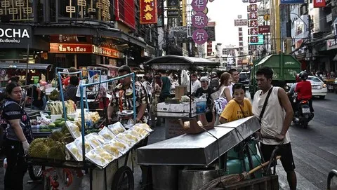 Time Out Rilis 20 Kota Terbaik untuk Street Food 2026, Jakarta Masuk Tiga Besar