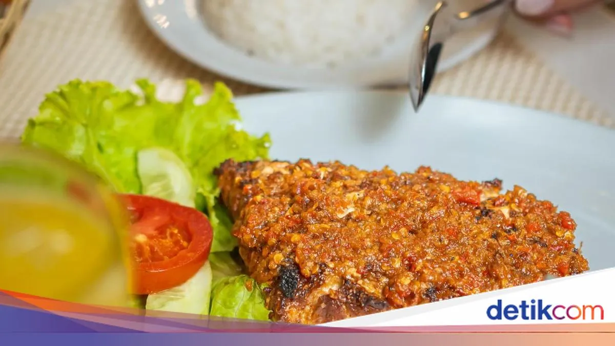 Mengapa Kuliner di Sekitar Stasiun LRT Kelapa Gading Mendadak Jadi Tren: Perjumpaan Rasa, Mobilitas, dan Wajah Baru Kota
