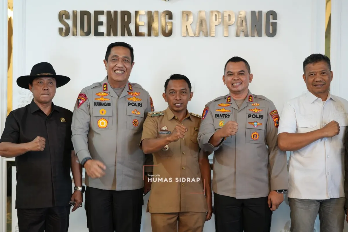 Kapolda Sulsel Kunjungan Kerja ke Sidrap, Disambut Pemkab dan Dijamu Kuliner Khas serta Durian Lokal