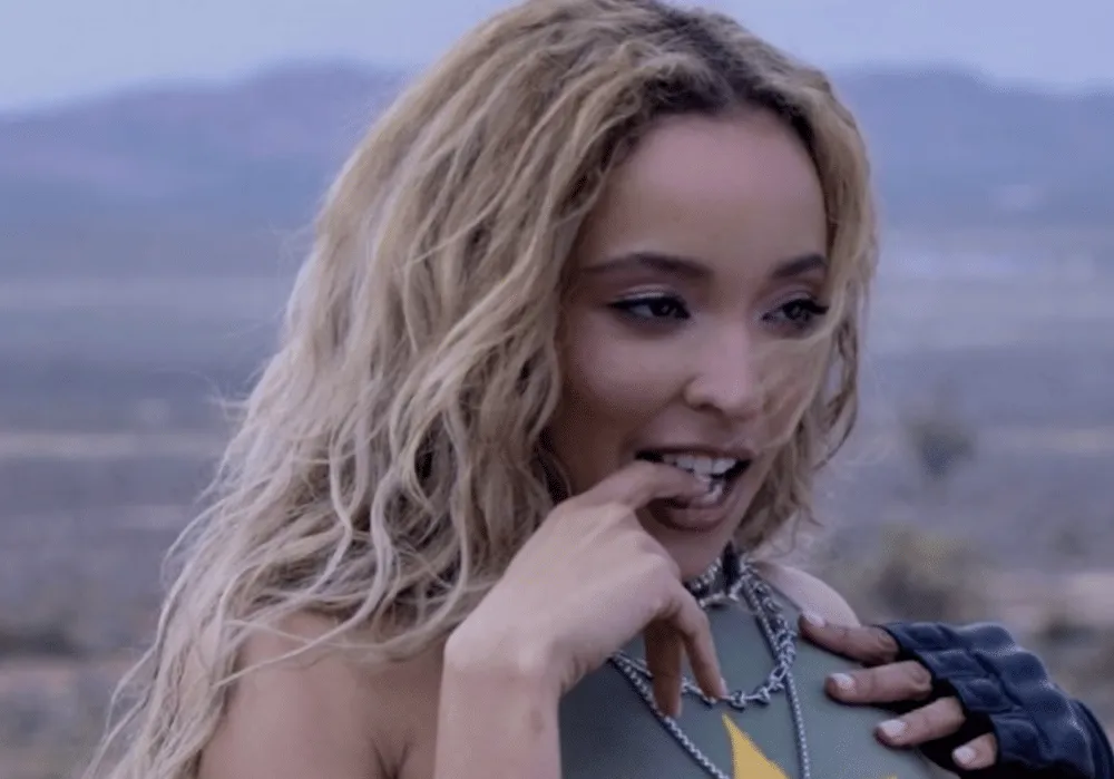 Lagu “Nasty” Tinashe Viral di TikTok, Lirik dan Maknanya Dinilai 18+