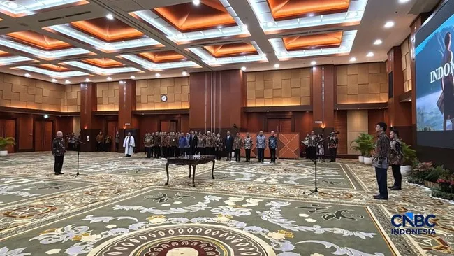 Robert Leonard Marbun Dilantik Jadi Sekjen Kemenkeu, Ini Rekam Jejak dan Profilnya