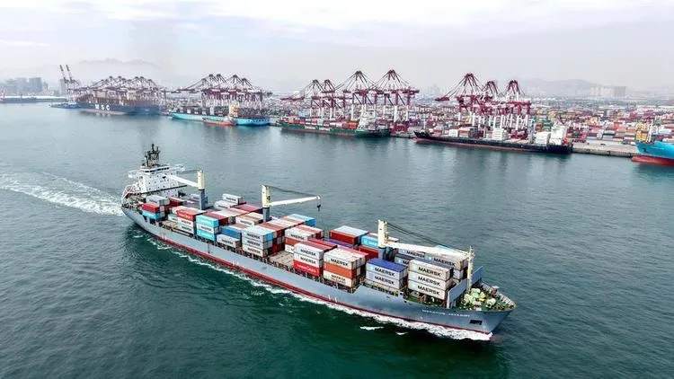 Perdagangan Luar Negeri Tiongkok Tumbuh 15% pada Kuartal I 2026, Impor Melonjak Hampir 20%